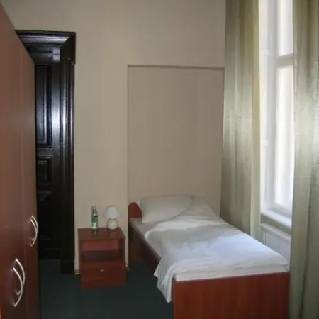 Zajazd Linat Orchim Dom Gościnny