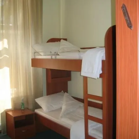 Linat Orchim بيت ريفي وودج