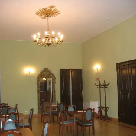 Zajazd Linat Orchim Dom Gościnny