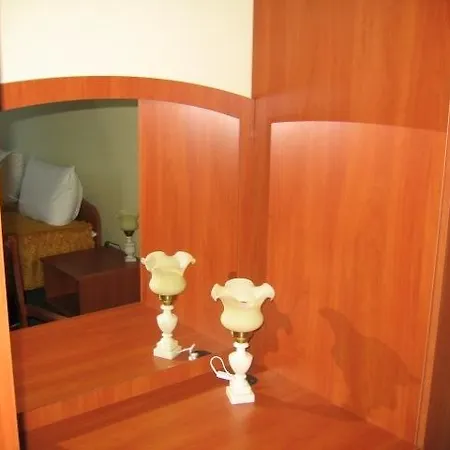 Zajazd Linat Orchim Dom Gościnny